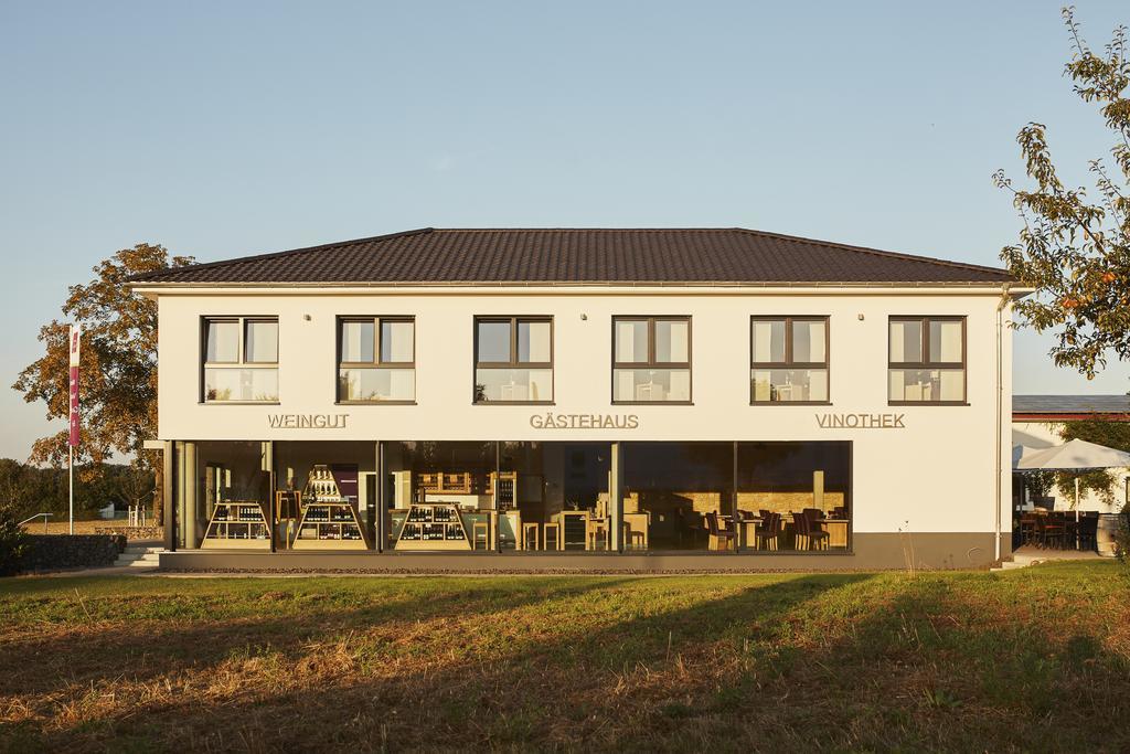 Meyerhof - Bioweingut, Vinothek & Gaestehaus Flonheim Exterior photo